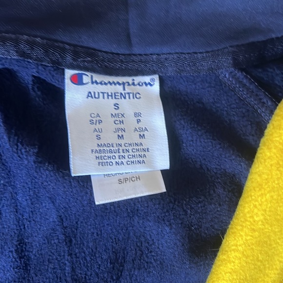 Champion U of M jacket size small - Picture 3 of 4